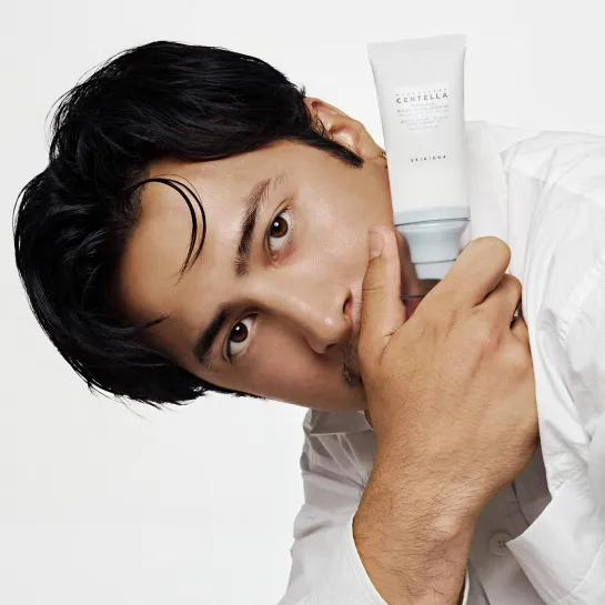 SKIN1004 Hyalu-Cica Water-Fit Sun Serum UV
