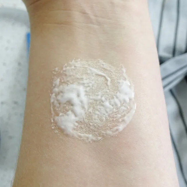 ژل لایه بردار و صاف کننده پوست صورت نیتروژنا نوتروژینا
