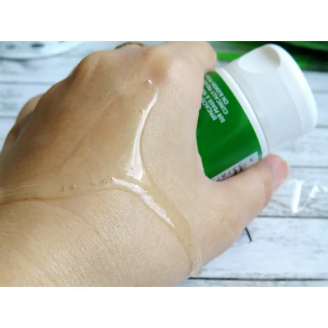 ژل شستشوی نورمادرم ویشی مخصوص پوست چرب و جوش دار