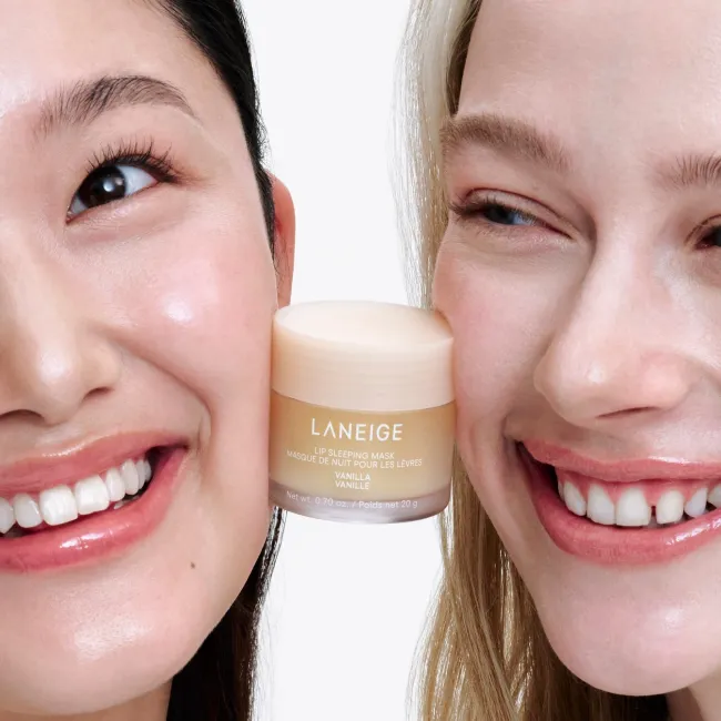 Lip Sleeping Vanilla with model