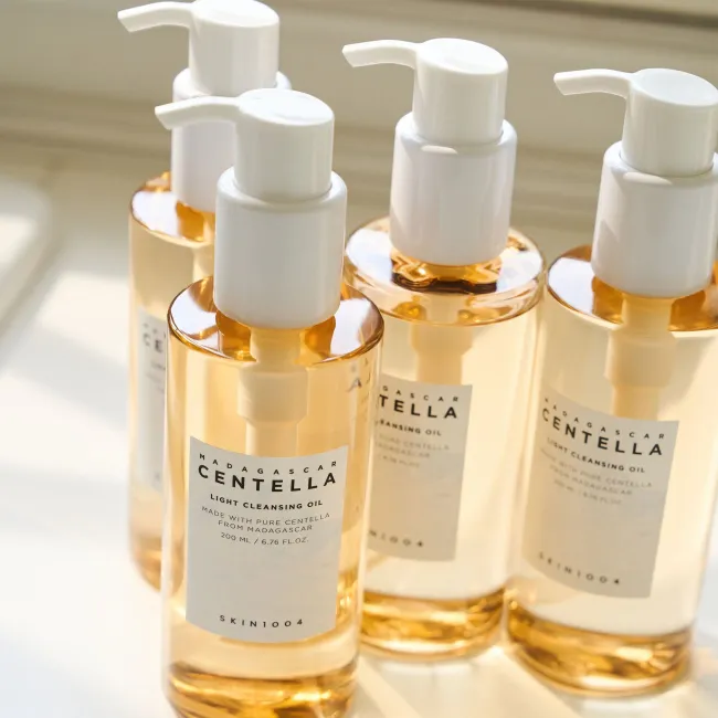 SKIN1004 Cleanser Centella Light Cleansing Oil