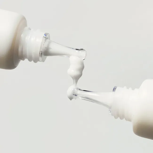 Two tubes of Centella 5% Niacinamide Radiance  Gel Cream 40g on a white background.