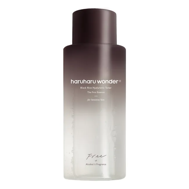 300 ml of haruharu wonder Black Rice  Hyaluronic Toner Free of Alcohol & Fragrance bottle on a white background